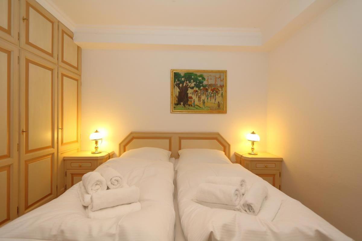 Mecking Apartment